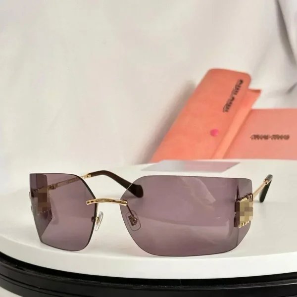 2025 Women's Fashion Square Sunglasses Frameless Gradient UV400 Small Face Trendy Cat Eye Shades - Image 2